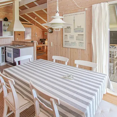 Vakantiehuis 2 Bedroom Pet Friendly In Samso